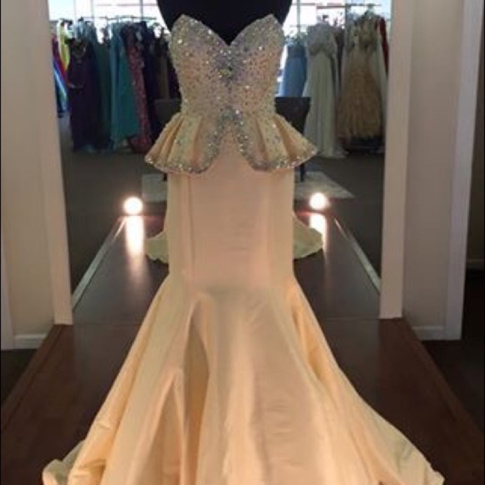 Mac Duggal Couture🤩🤩